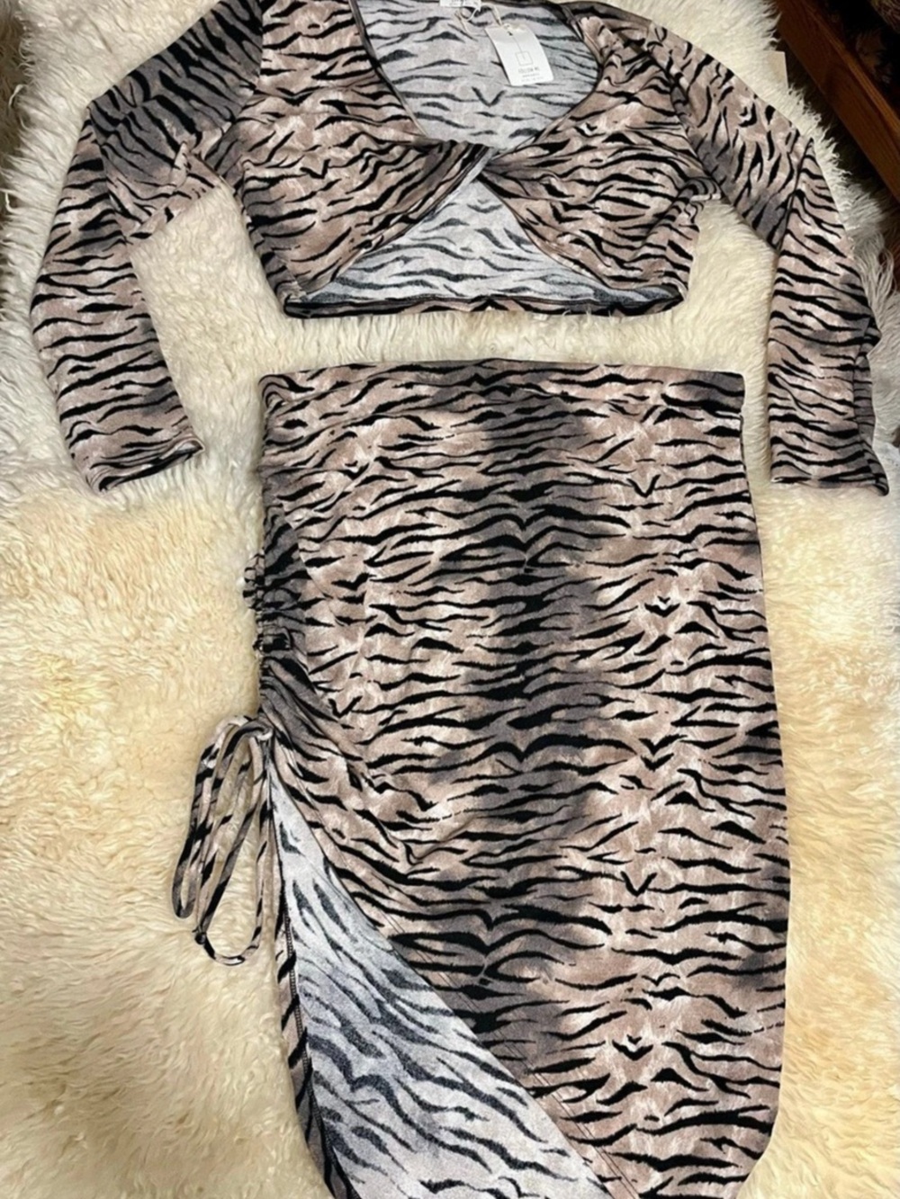 Follow Me Apparel Animal Print Skirt Set Size 3XL NWT